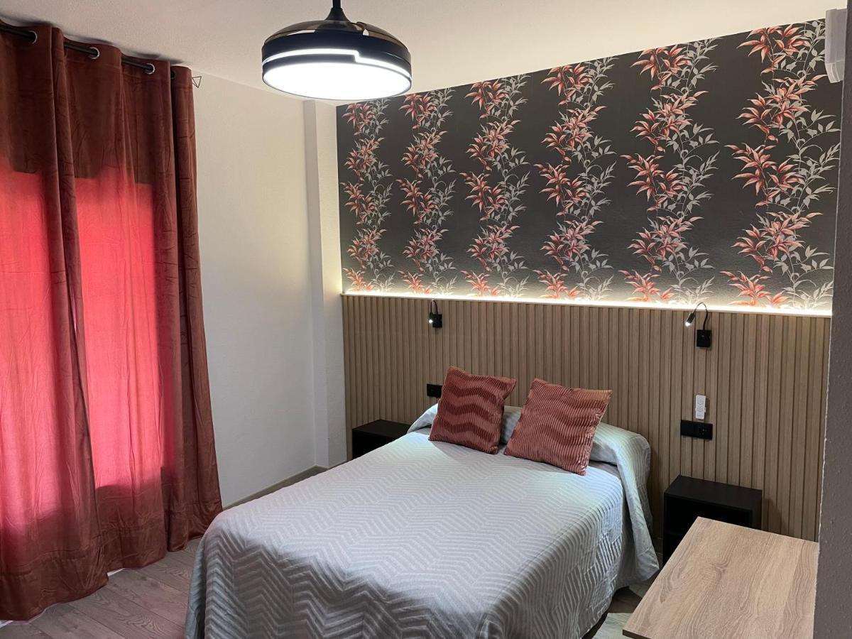 Hostal Calderon De La Barca Zalamea de la Serena Εξωτερικό φωτογραφία