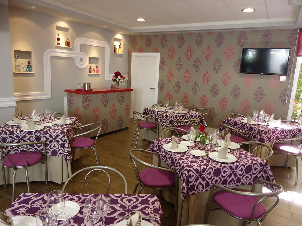Hostal Calderon De La Barca Zalamea de la Serena Εξωτερικό φωτογραφία